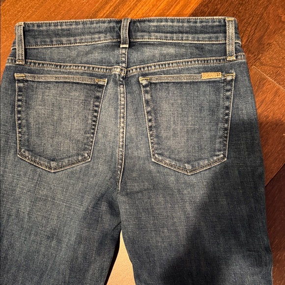 Joe’s Jeans The Iconic mid rise skinny ankle jeans with tulip fringe hem - Picture 8 of 13